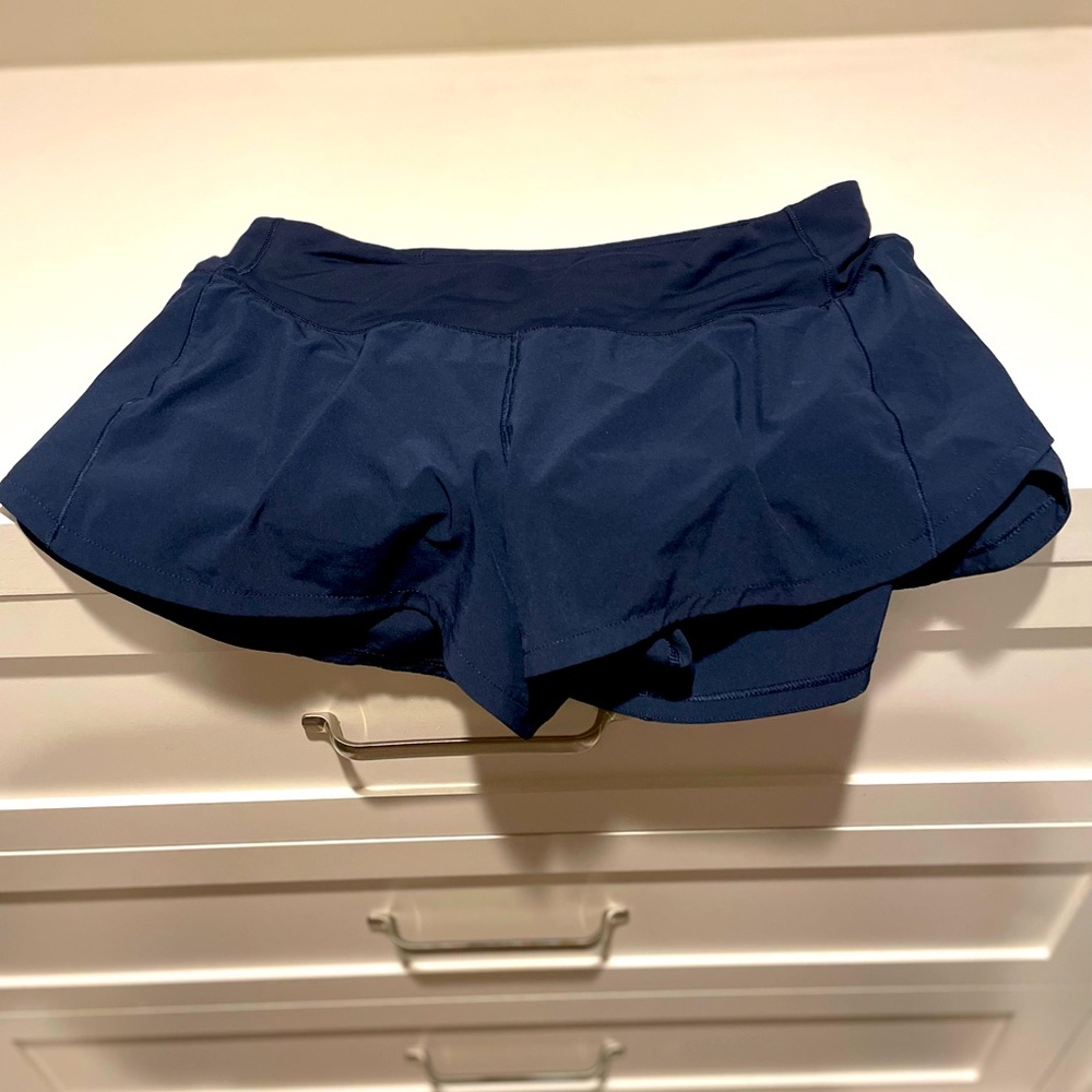 Lululemon Speed Up Mid-Rise Lined Short 4"